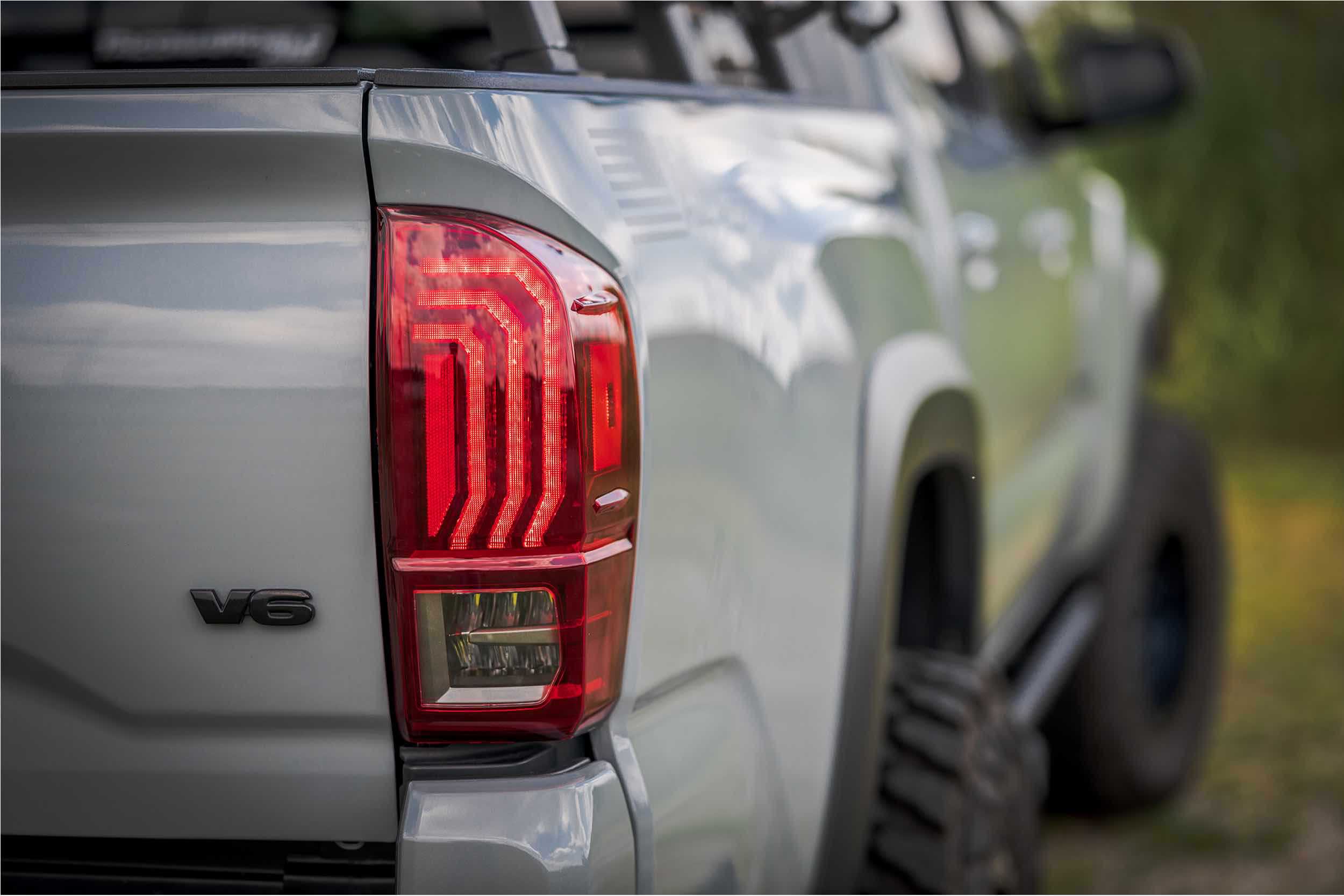 Toyota Tacoma (16-23) Morimoto XB Red LED Tail Lights | LF703